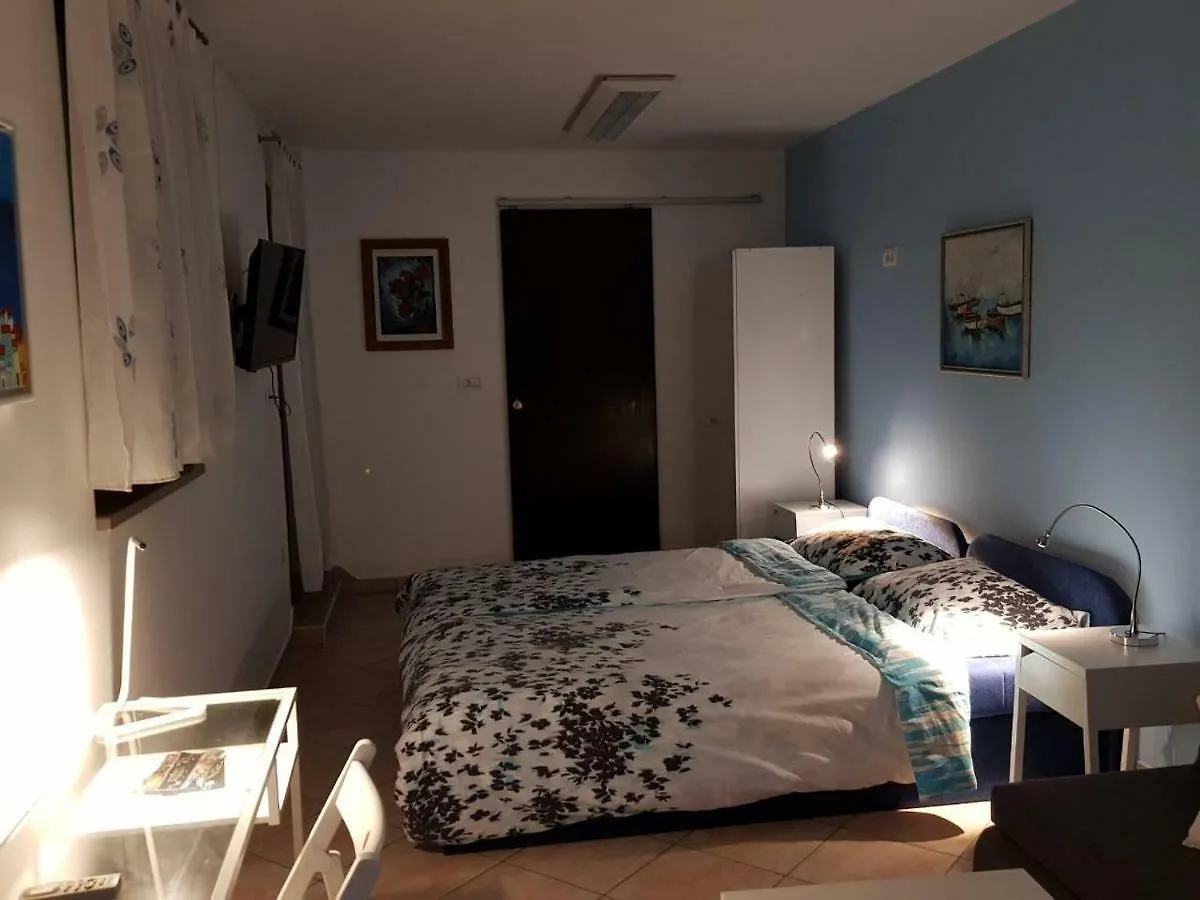 Vendégház L&M Room Póla